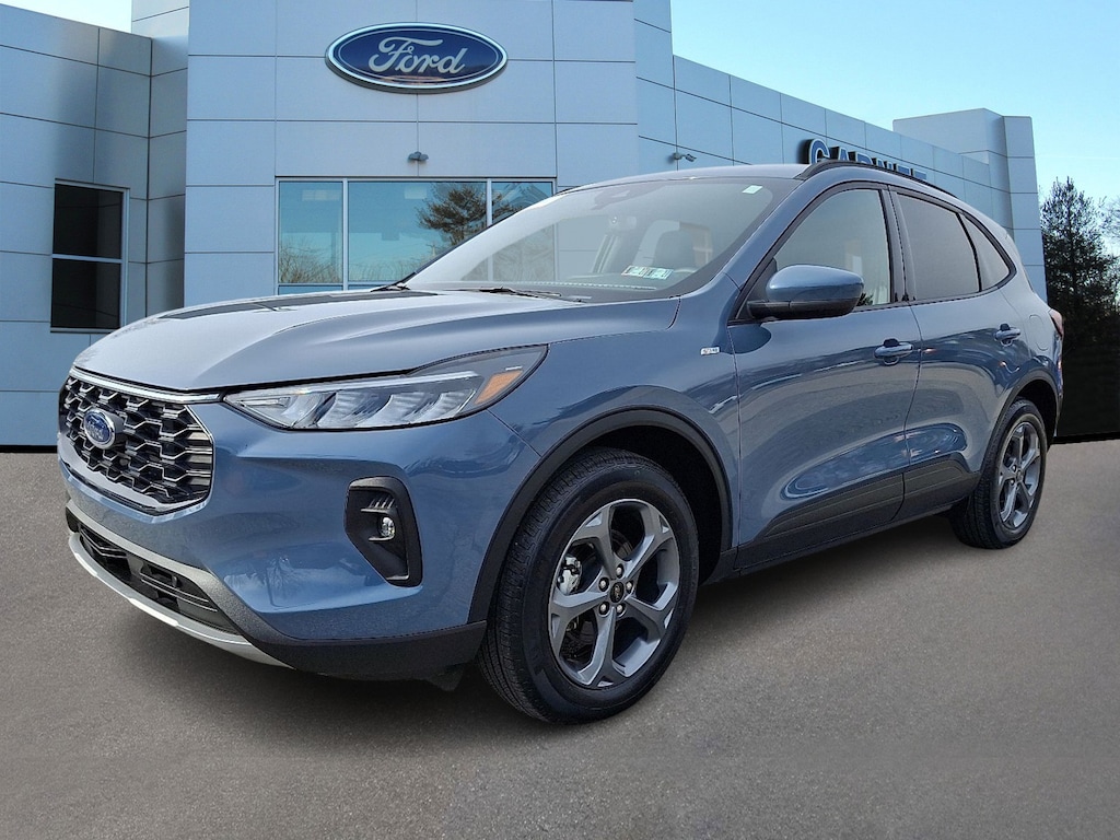 Certified 2025 Ford Escape ST-Line Select