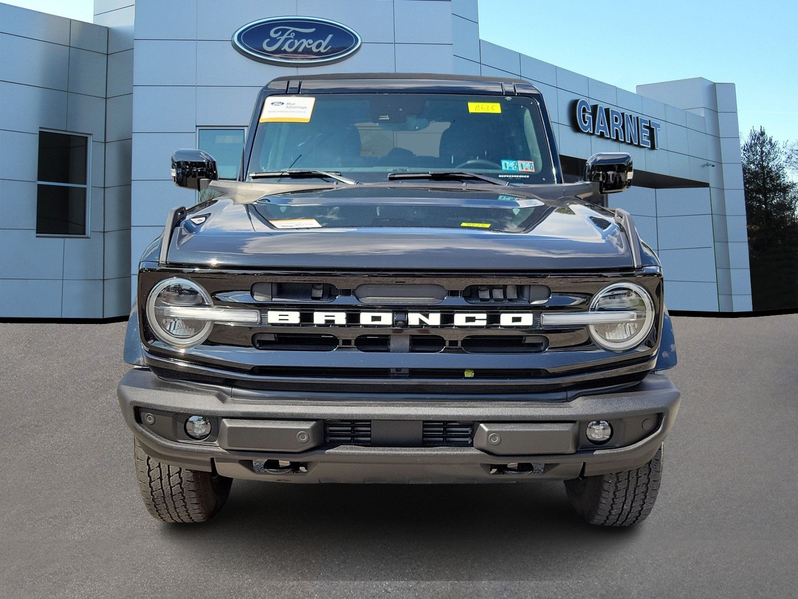 Used 2022 Ford Bronco 4-Door Outer Banks with VIN 1FMDE5BHXNLA92688 for sale in West Chester, PA