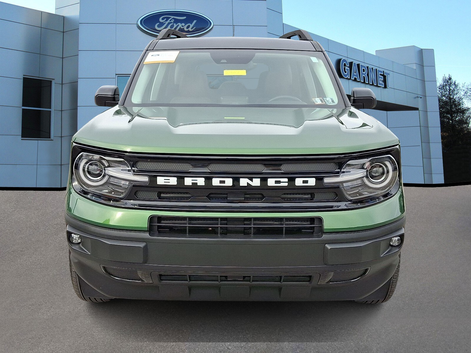 2023 Ford Bronco Sport Outer Banks photo 2