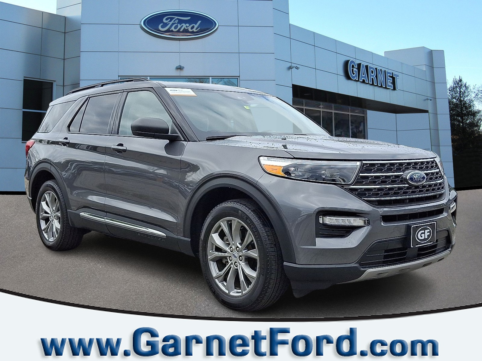 2023 Ford Explorer XLT's photo
