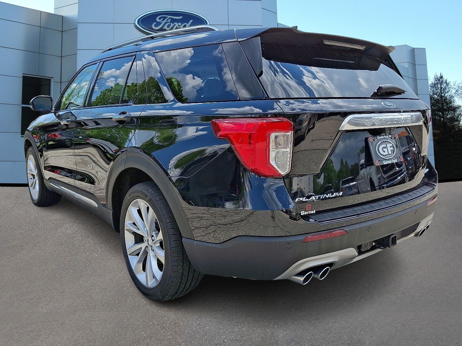 2023 Ford Explorer Platinum photo 4