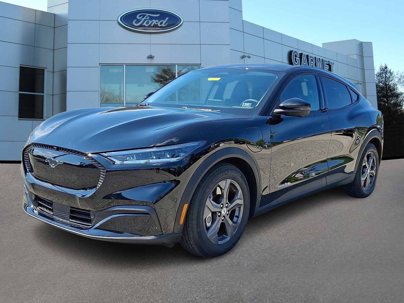 2022 Ford Mustang Mach-E Select photo 3