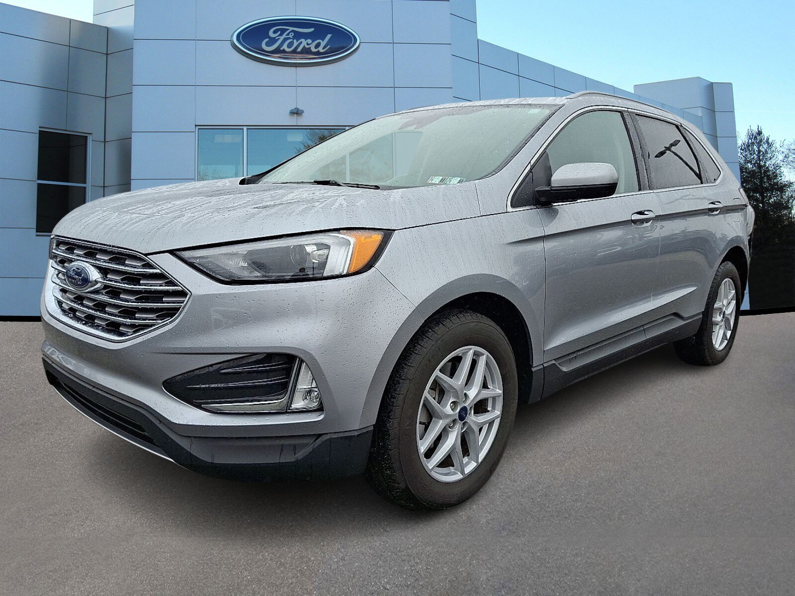 2022 Ford Edge SEL photo 3