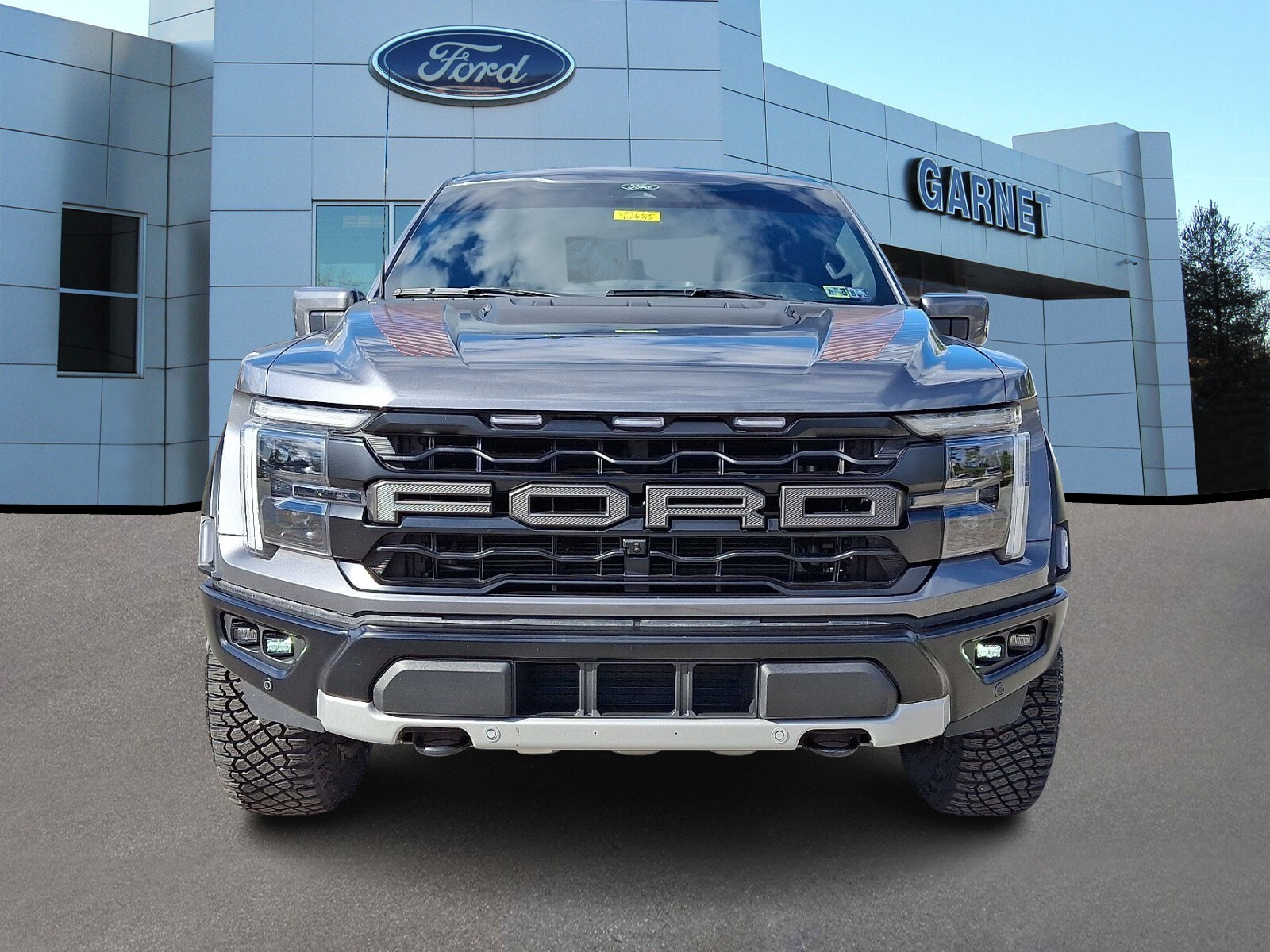 2024 Ford F-150 Raptor photo 2