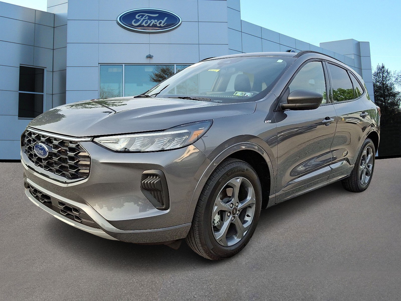 2024 Ford Escape ST-Line photo 3