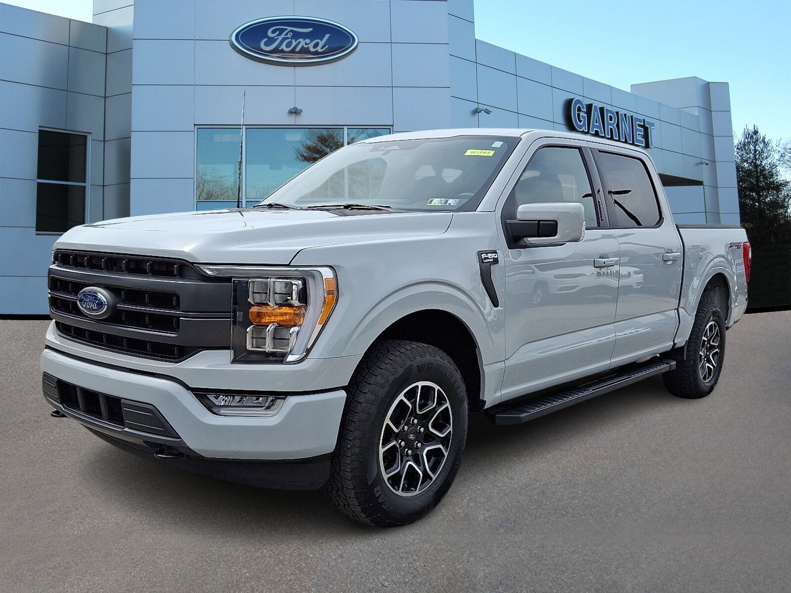 2023 Ford F-150 Lariat photo 2