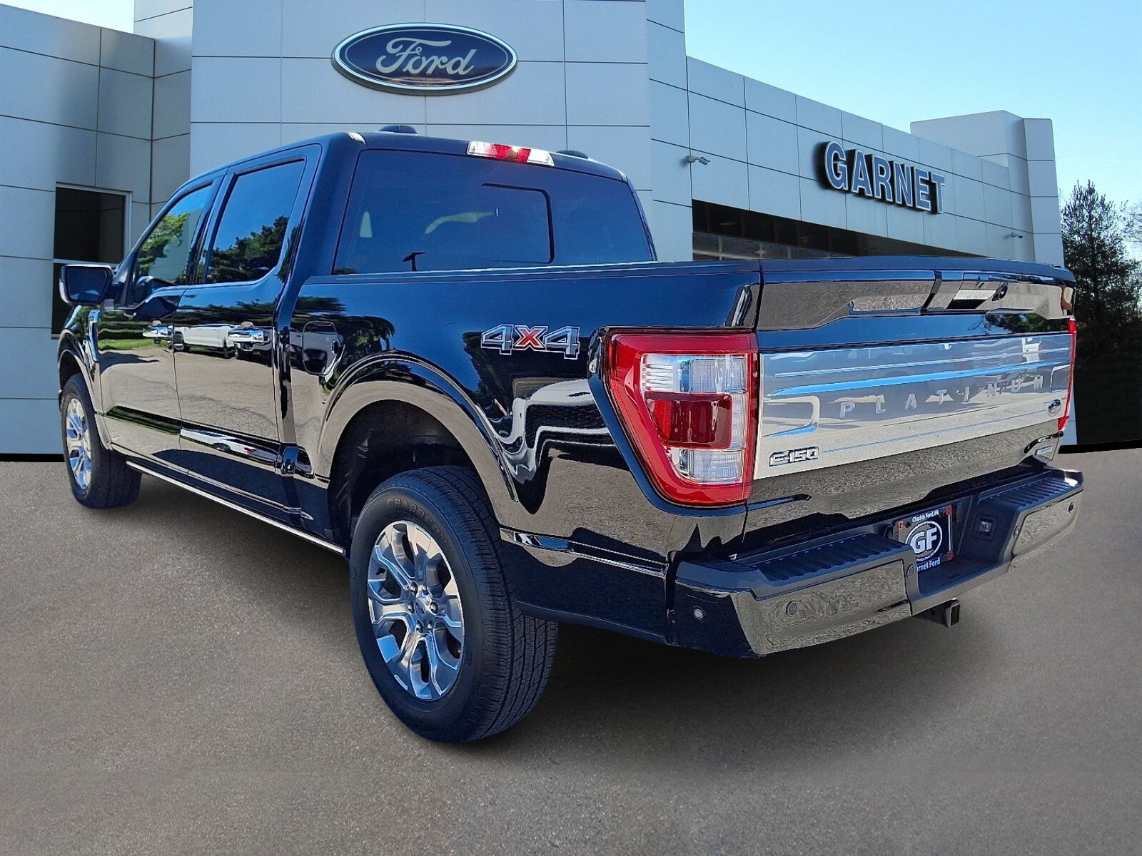 2023 Ford F-150 Platinum photo 4