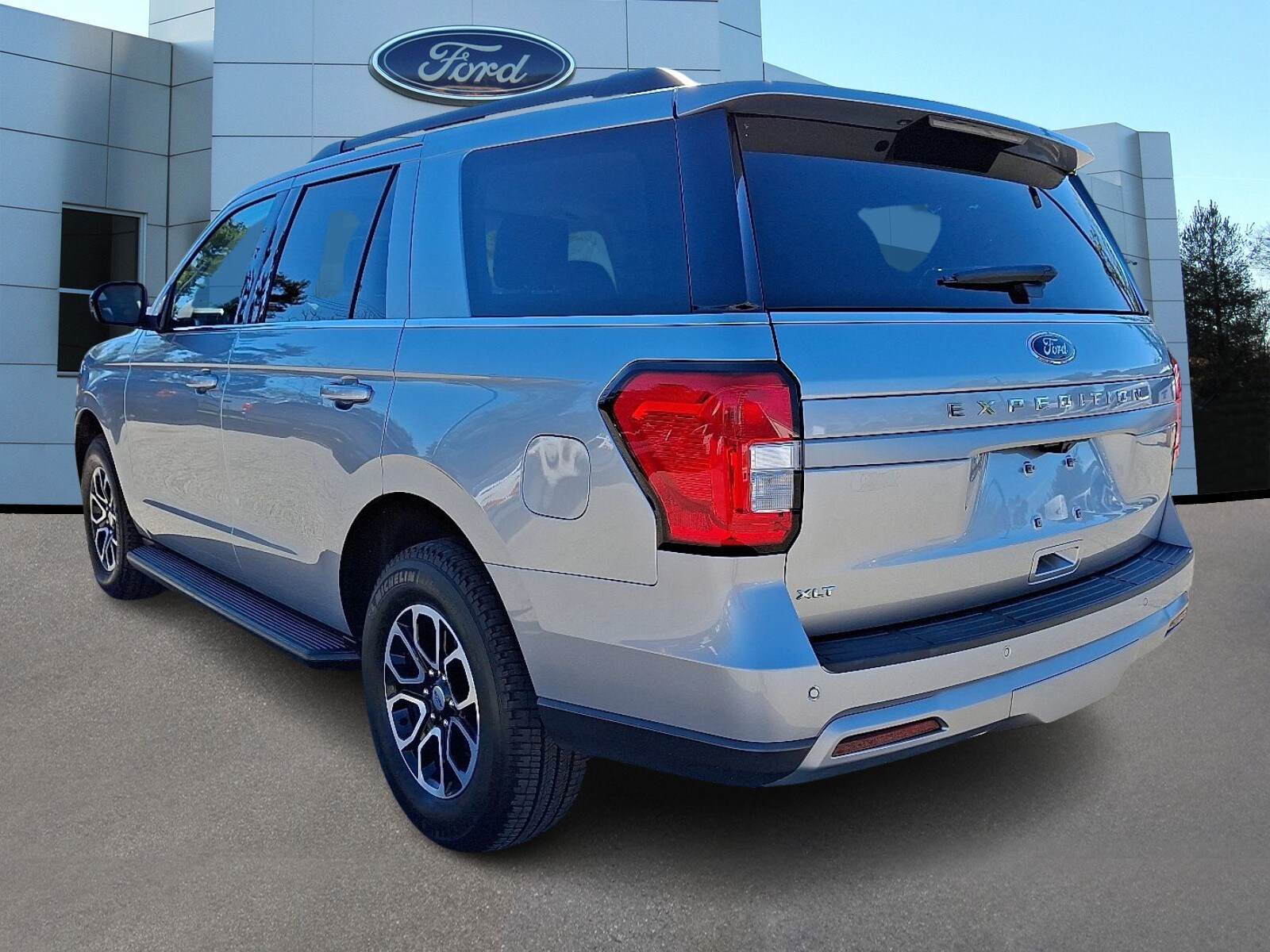 2024 Ford Expedition XLT photo 4
