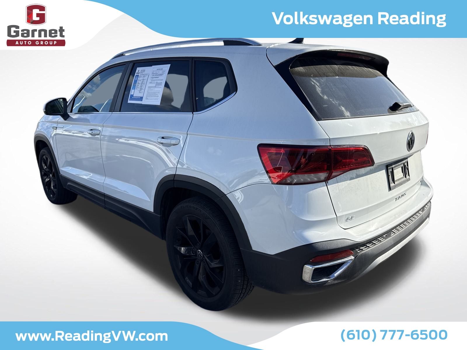 2022 Volkswagen Taos SE photo 2