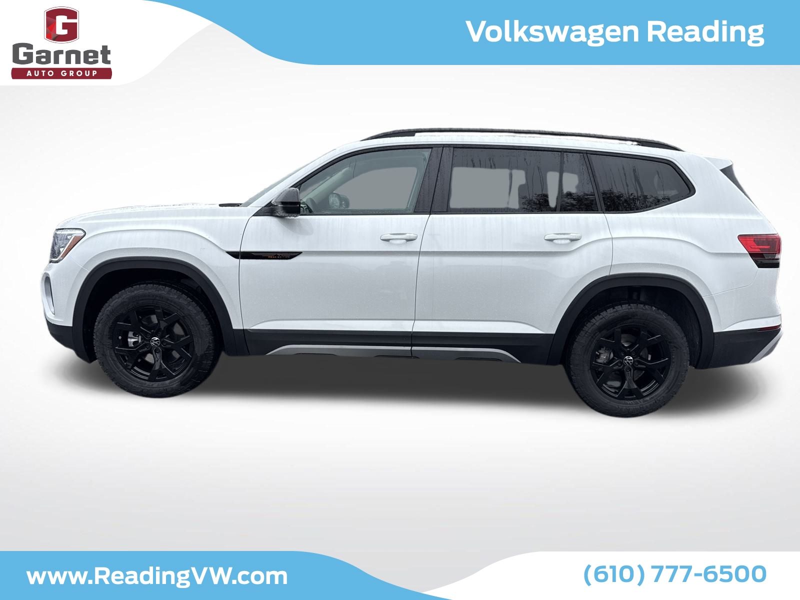 2026 Volkswagen Atlas Peak Edition SE photo 2