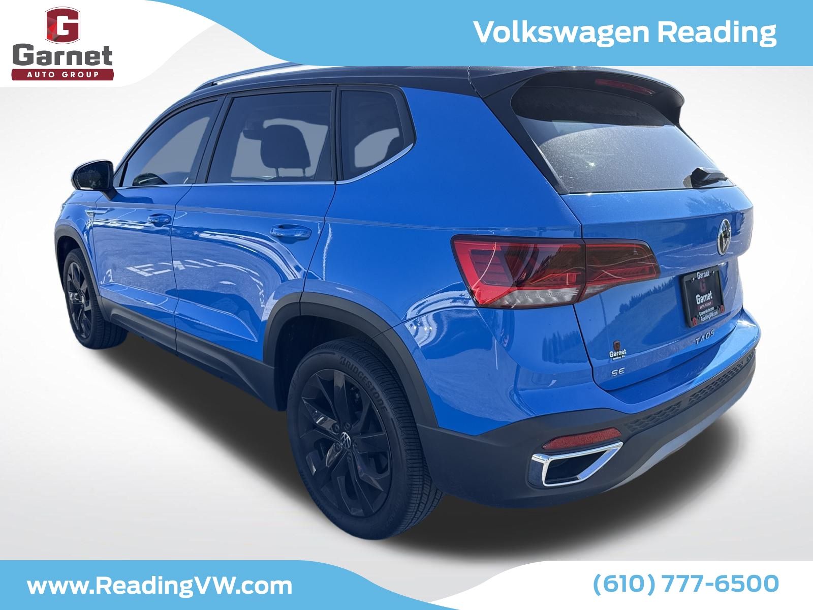 2024 Volkswagen Taos SE photo 3