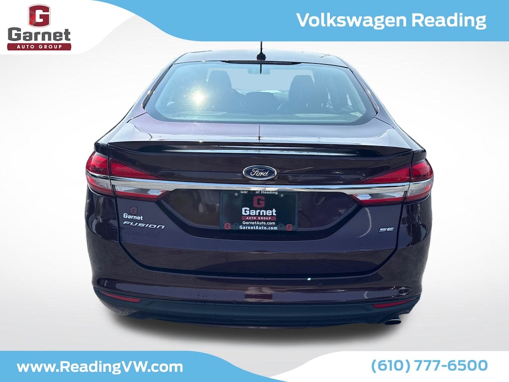Used 2018 Ford Fusion SE Sedan