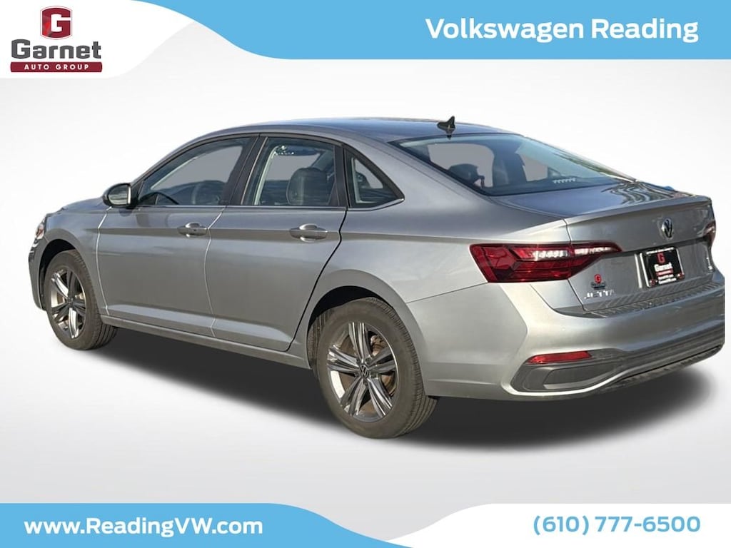 Used 2023 Volkswagen Jetta 1.5T SE Sedan