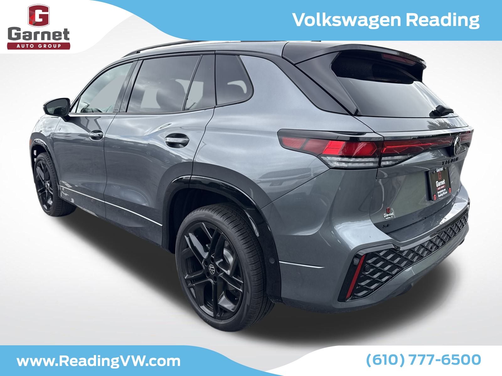 2025 Volkswagen Tiguan SE R-Line Black photo 3