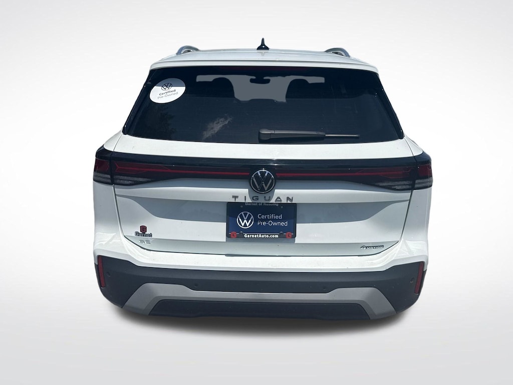 Certified 2025 Volkswagen Tiguan 2.0T SE SUV