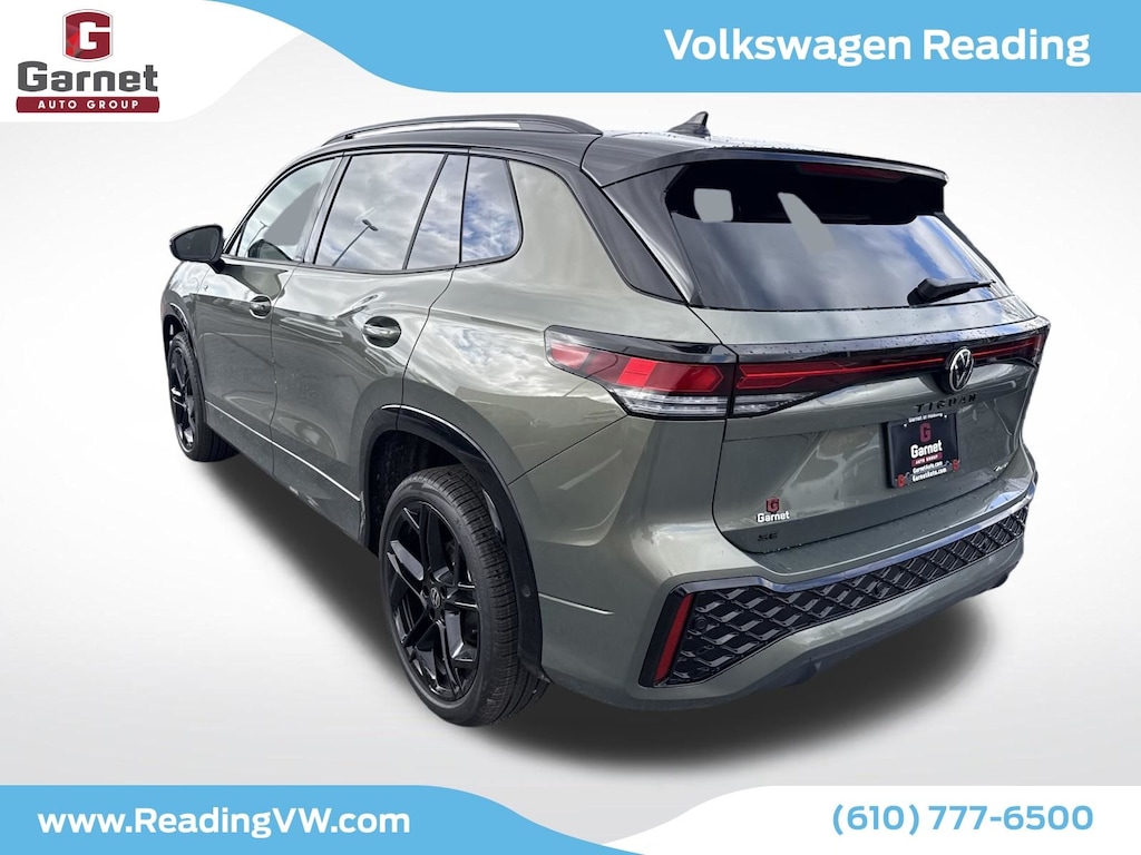 New 2026 Volkswagen Tiguan 2.0T SE R-Line Black SUV