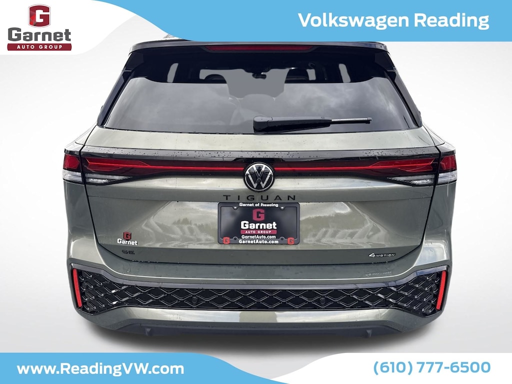 New 2026 Volkswagen Tiguan 2.0T SE R-Line Black SUV