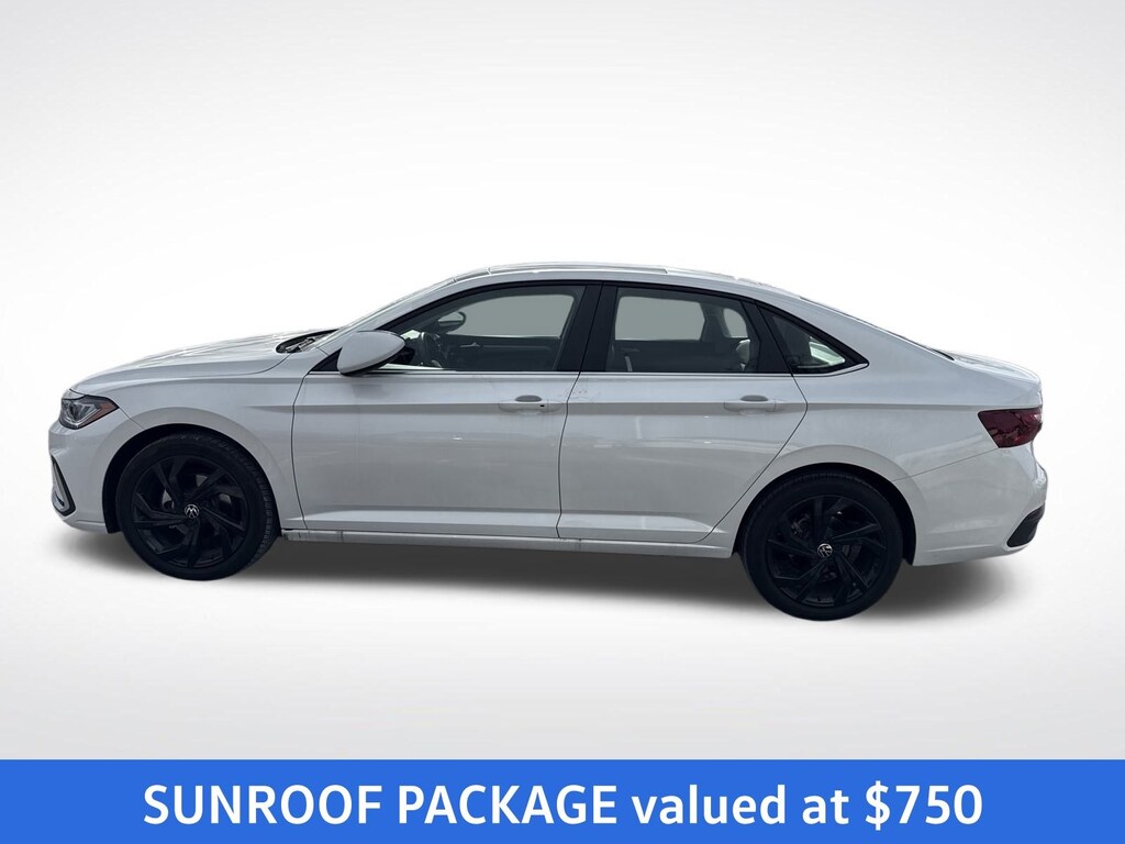 Used 2025 Volkswagen Jetta 1.5T SE Sedan