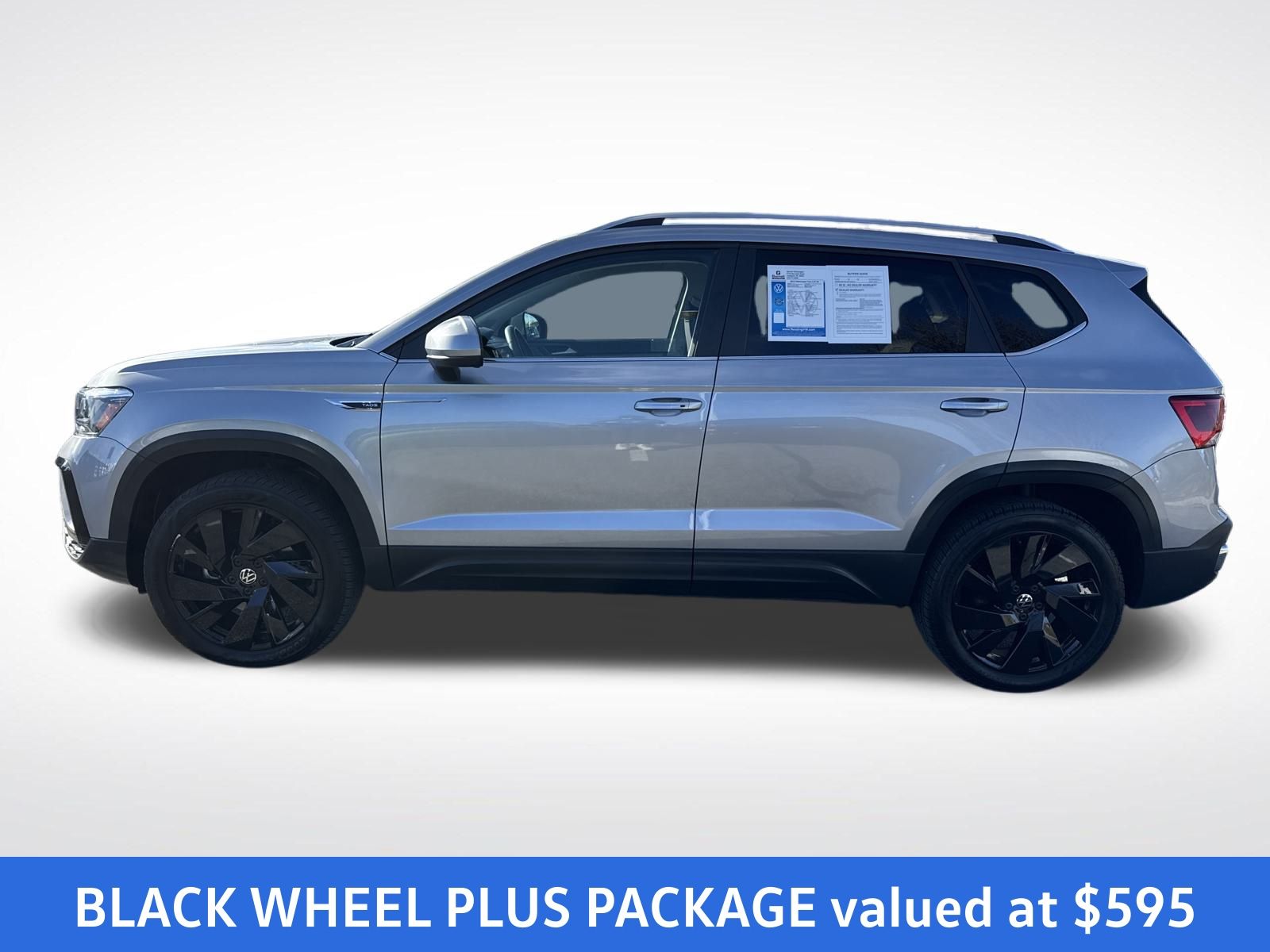 2024 Volkswagen Taos SE photo 2