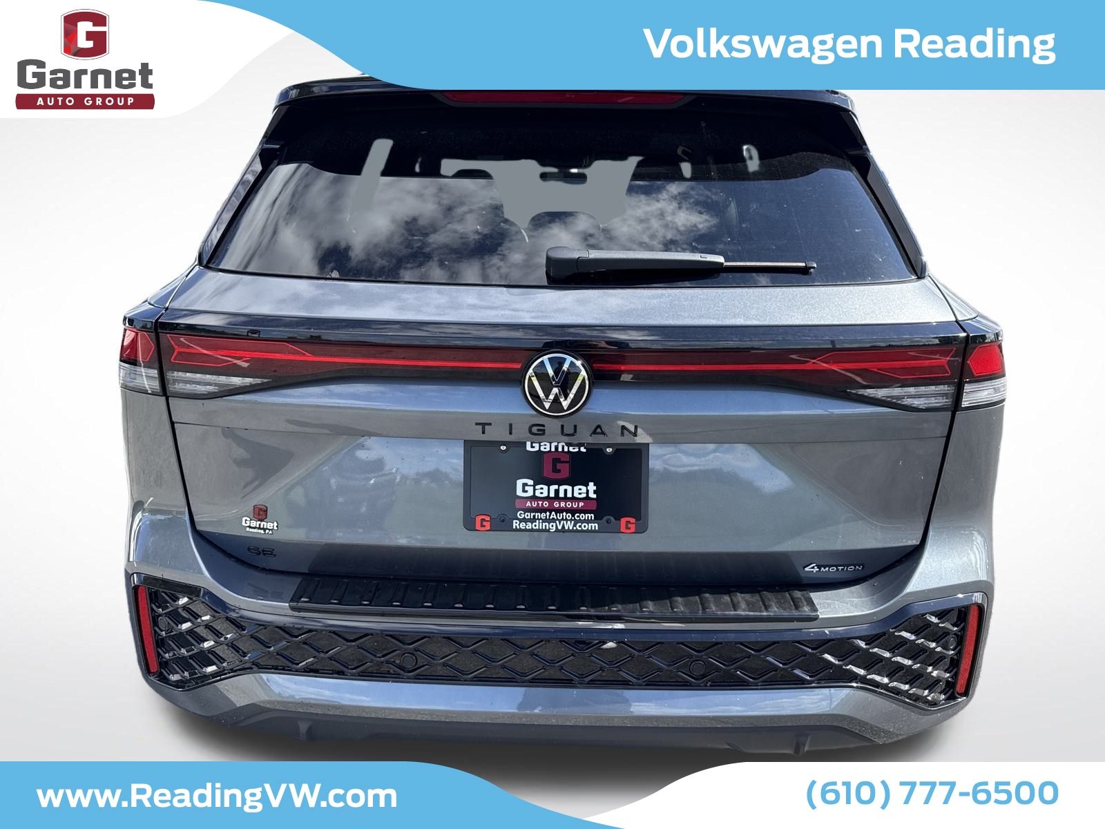 2025 Volkswagen Tiguan SE R-Line Black photo 4