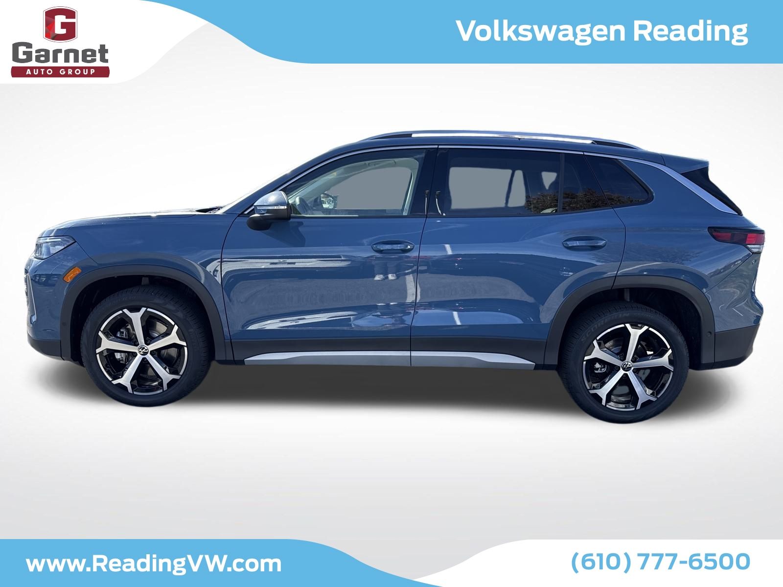 2025 Volkswagen Tiguan SE photo 2