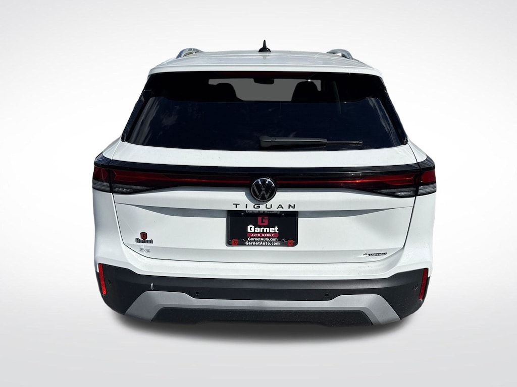 Certified 2025 Volkswagen Tiguan 2.0T SE SUV