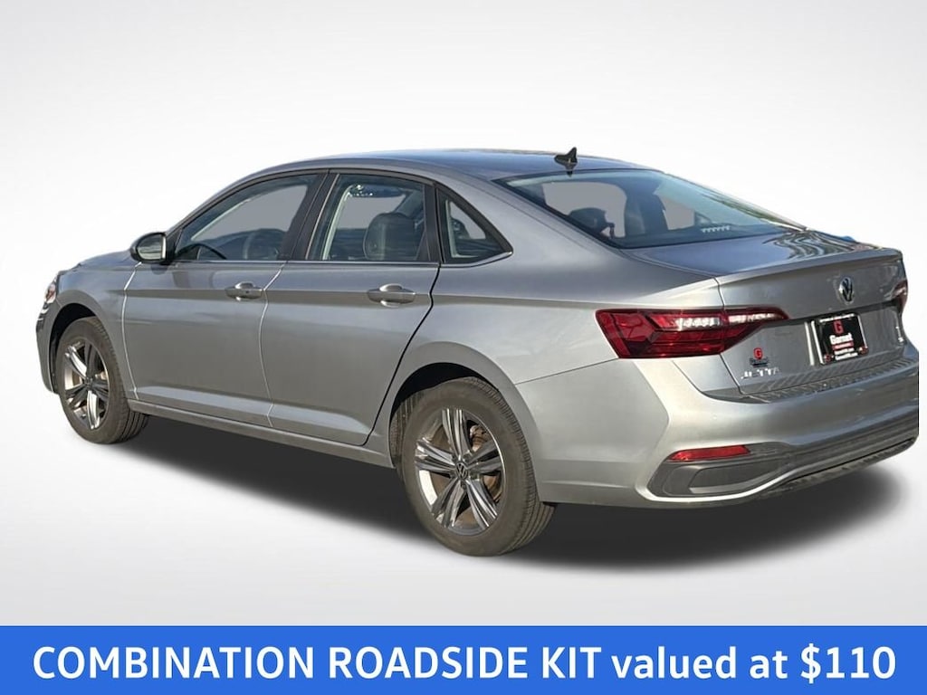 Certified 2023 Volkswagen Jetta 1.5T SE Sedan