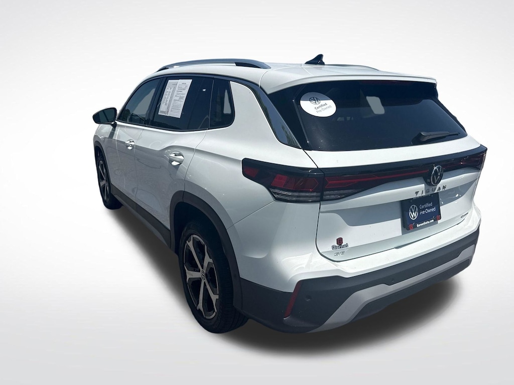 Certified 2025 Volkswagen Tiguan 2.0T SE SUV
