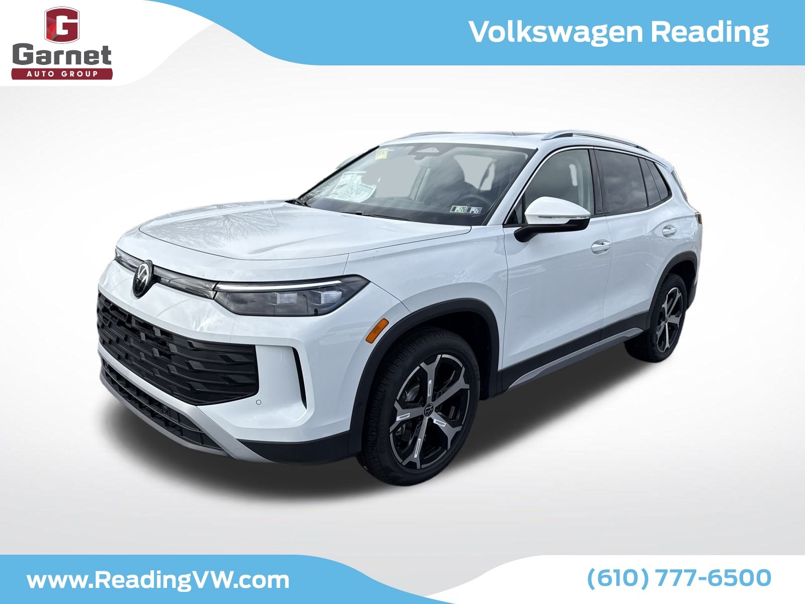 2025 Volkswagen Tiguan SE's photo