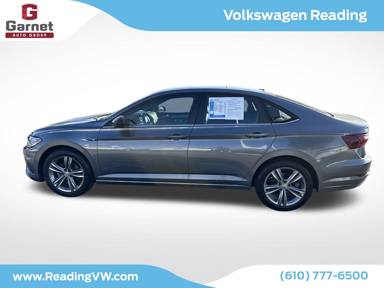2020 Volkswagen Jetta R-Line photo 2