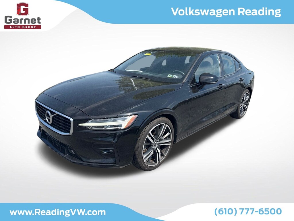Used 2019 Volvo S60 T6 R-Design Sedan