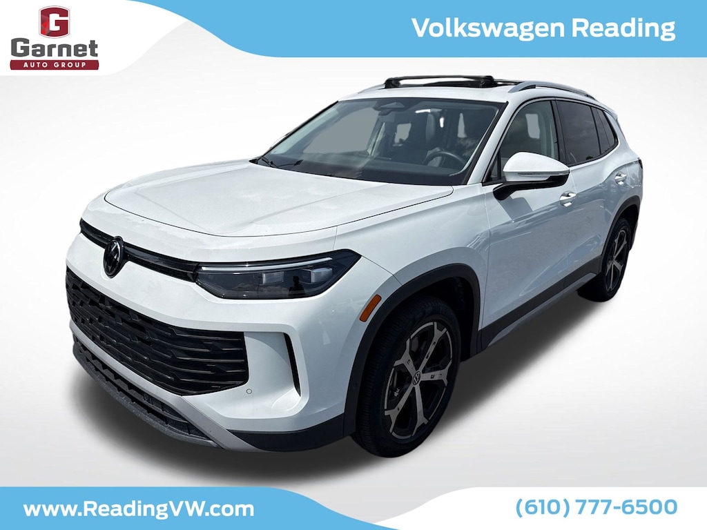 Used 2025 Volkswagen Tiguan 2.0T SE SUV