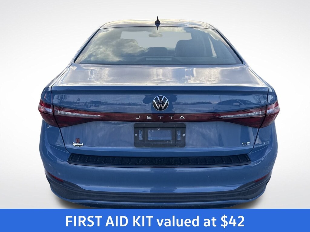 Used 2025 Volkswagen Jetta 1.5T SE Sedan