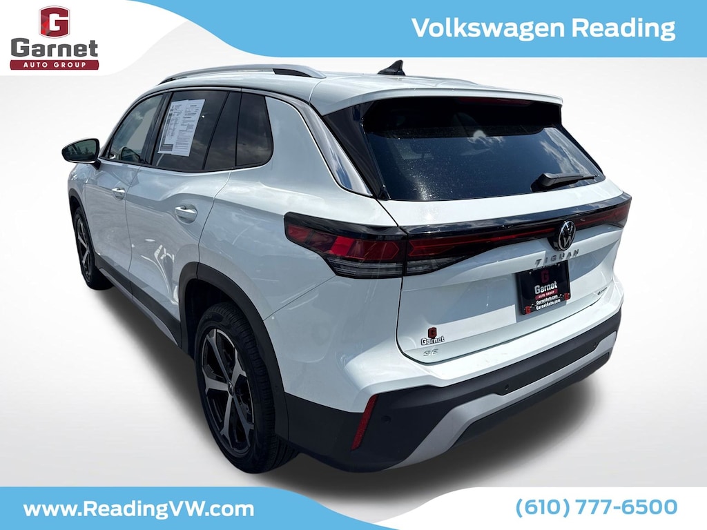 Certified 2025 Volkswagen Tiguan 2.0T SE SUV