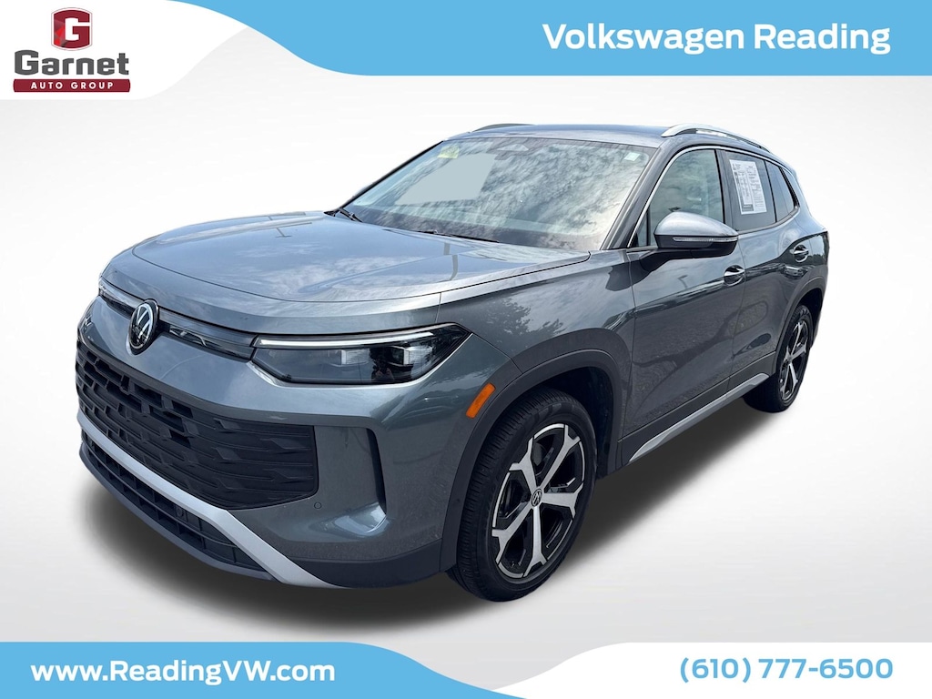 Certified 2025 Volkswagen Tiguan 2.0T SE SUV