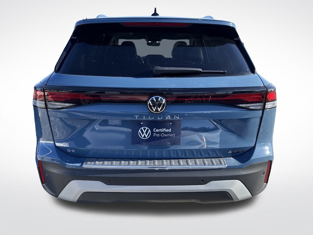Used 2025 Volkswagen Tiguan 2.0T SE SUV