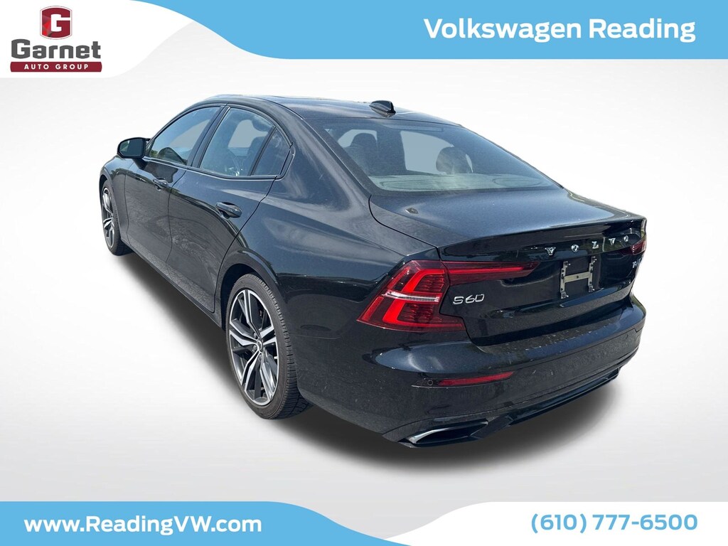Used 2019 Volvo S60 T6 R-Design Sedan