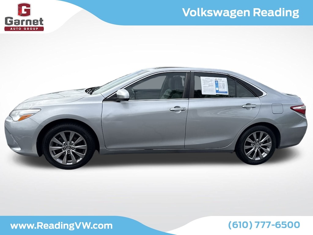 Used 2016 Toyota Camry XLE Sedan