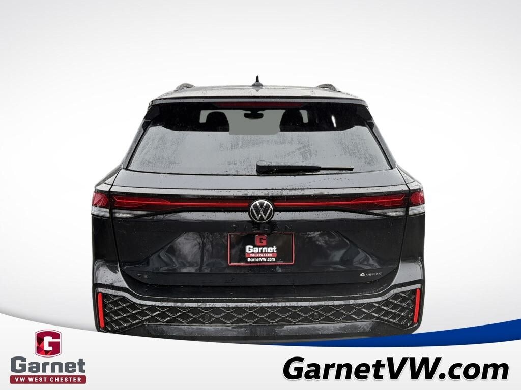 New 2026 Volkswagen Tiguan 2.0T SE R-Line Black SUV