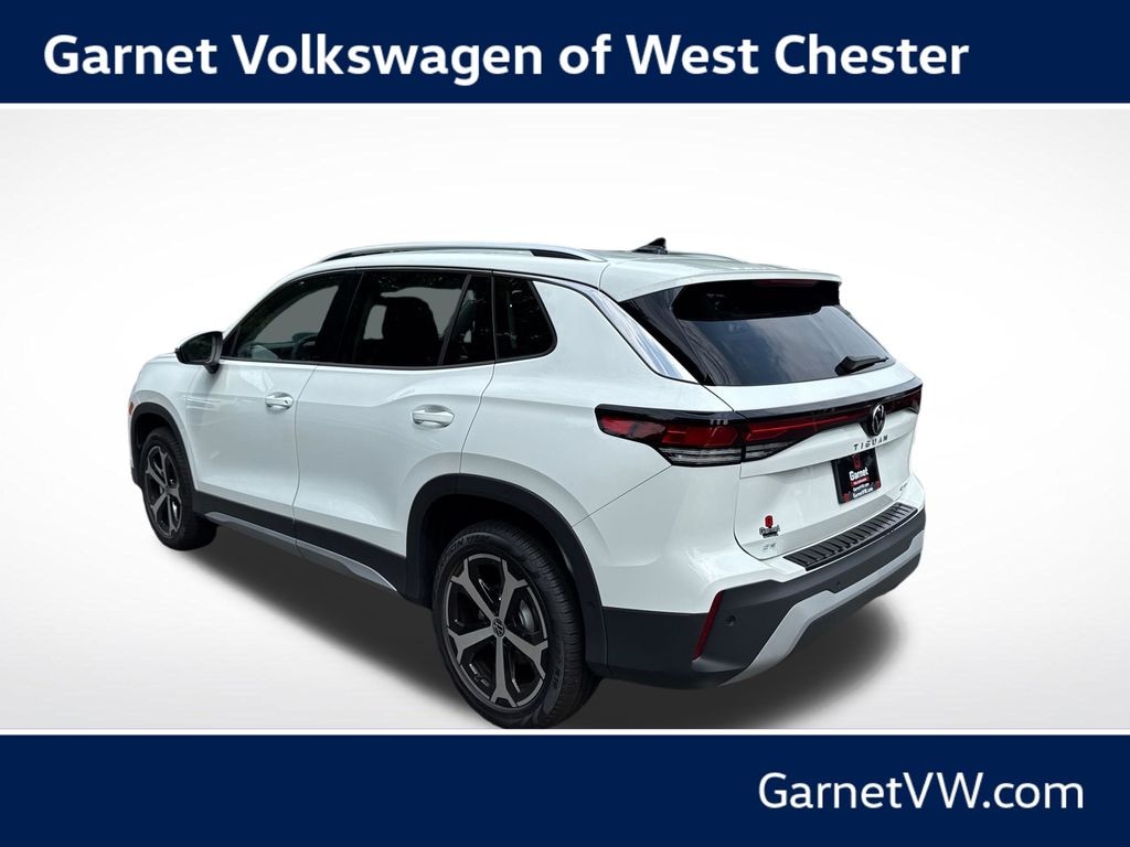 New 2026 Volkswagen Tiguan 2.0T SE SUV