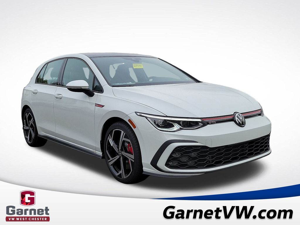 2024 Volkswagen Golf GTI SE's photo