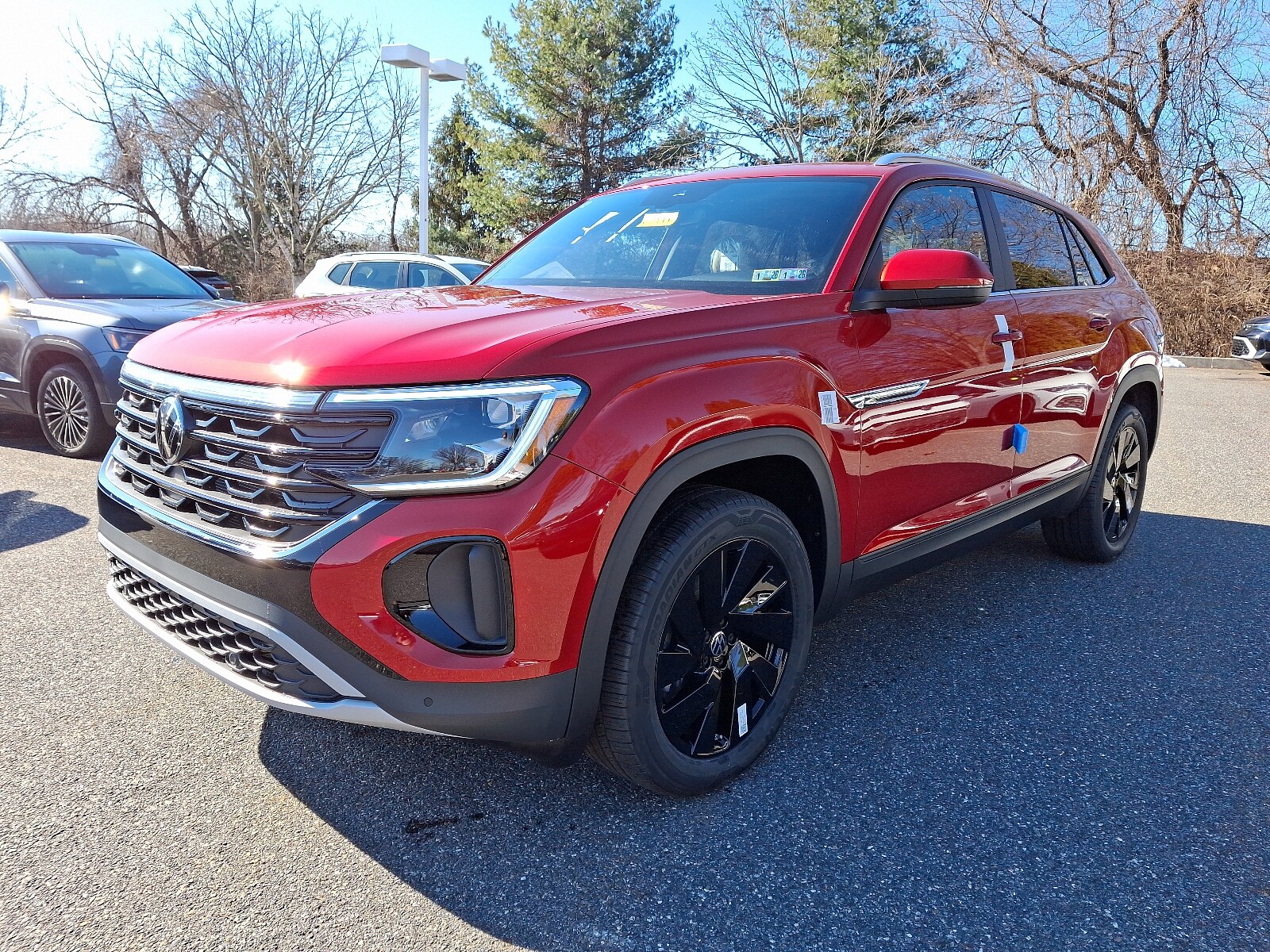 2025 Volkswagen Atlas Cross Sport SE Technology photo 2