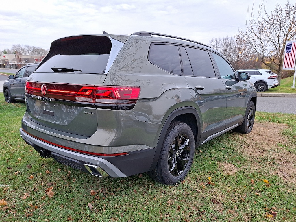 New 2026 Volkswagen Atlas 2.0T Peak Edition SUV