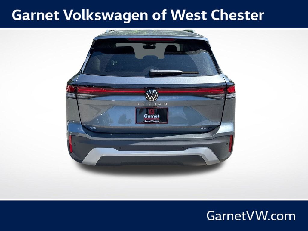 New 2026 Volkswagen Tiguan 2.0T SE SUV