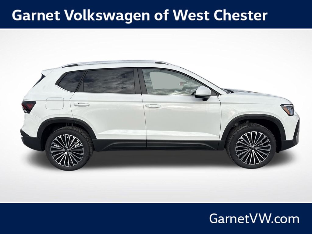 2026 Volkswagen Taos SE - Photo 6