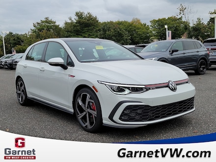 2024 Volkswagen Golf GTI 2.0T SE Hatchback