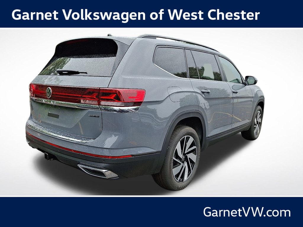 2026 Volkswagen Atlas SE w/Tech - Photo 4