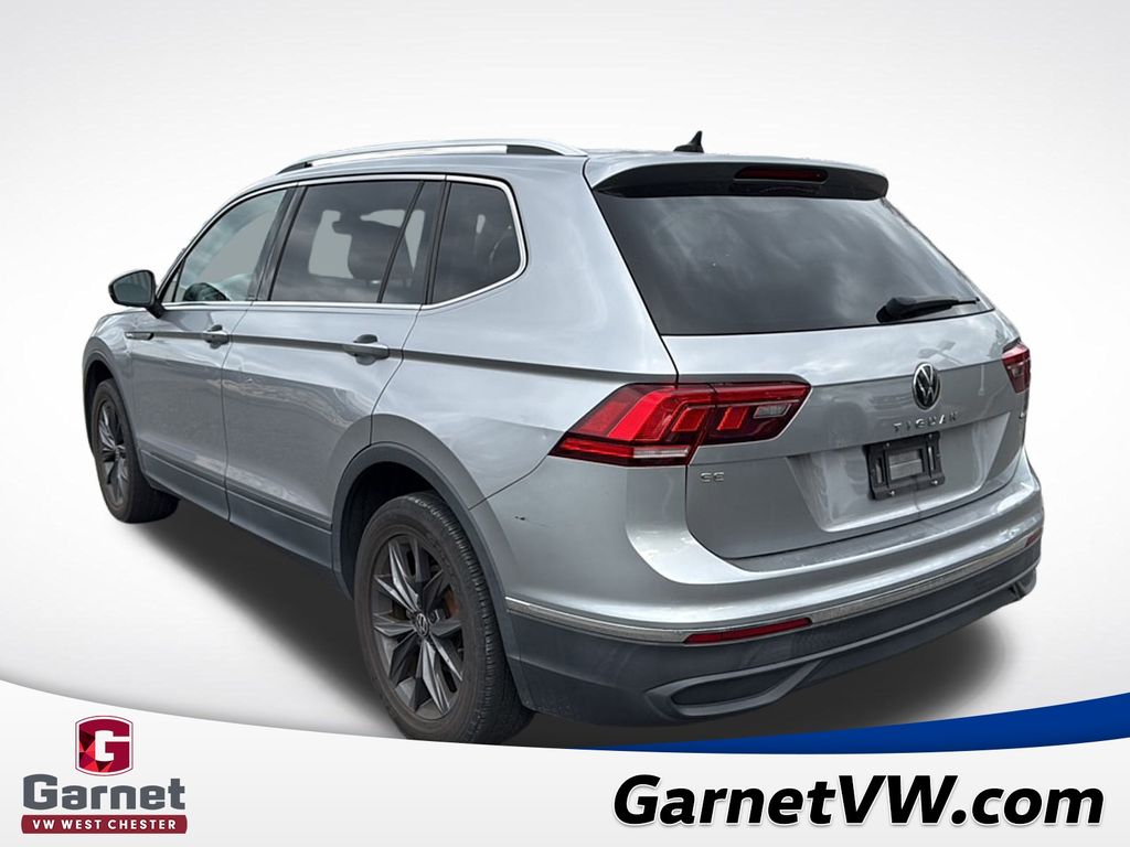 2022 Volkswagen Tiguan SE photo 3