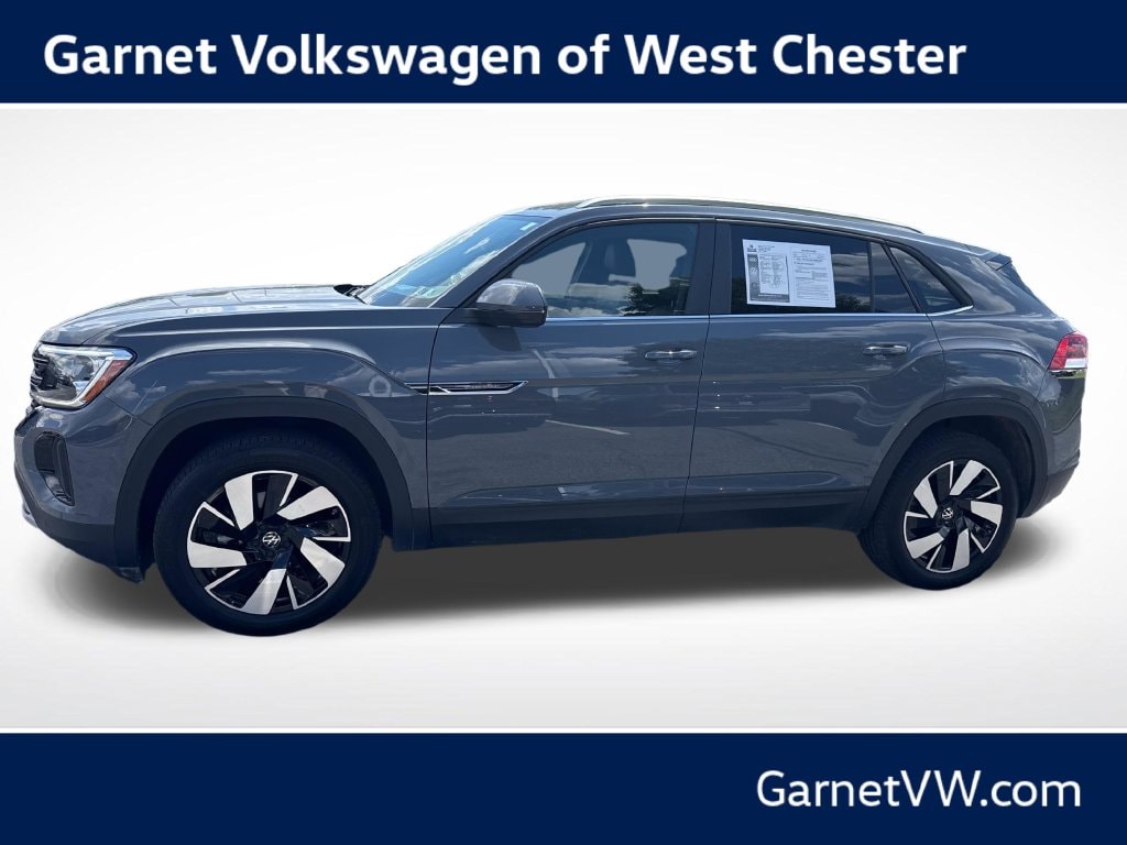 Used 2025 Volkswagen Atlas Cross Sport 2.0T SE w/Technology SUV