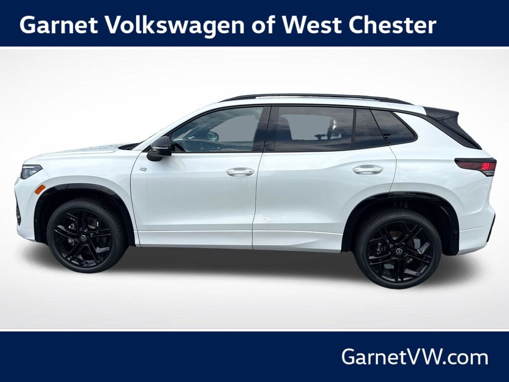 New 2026 Volkswagen Tiguan 2.0T SE R-Line Black SUV